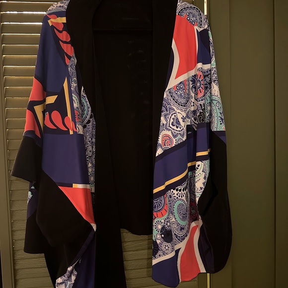 Kit and Ace reversible silk cover-up - Picture 7 of 8